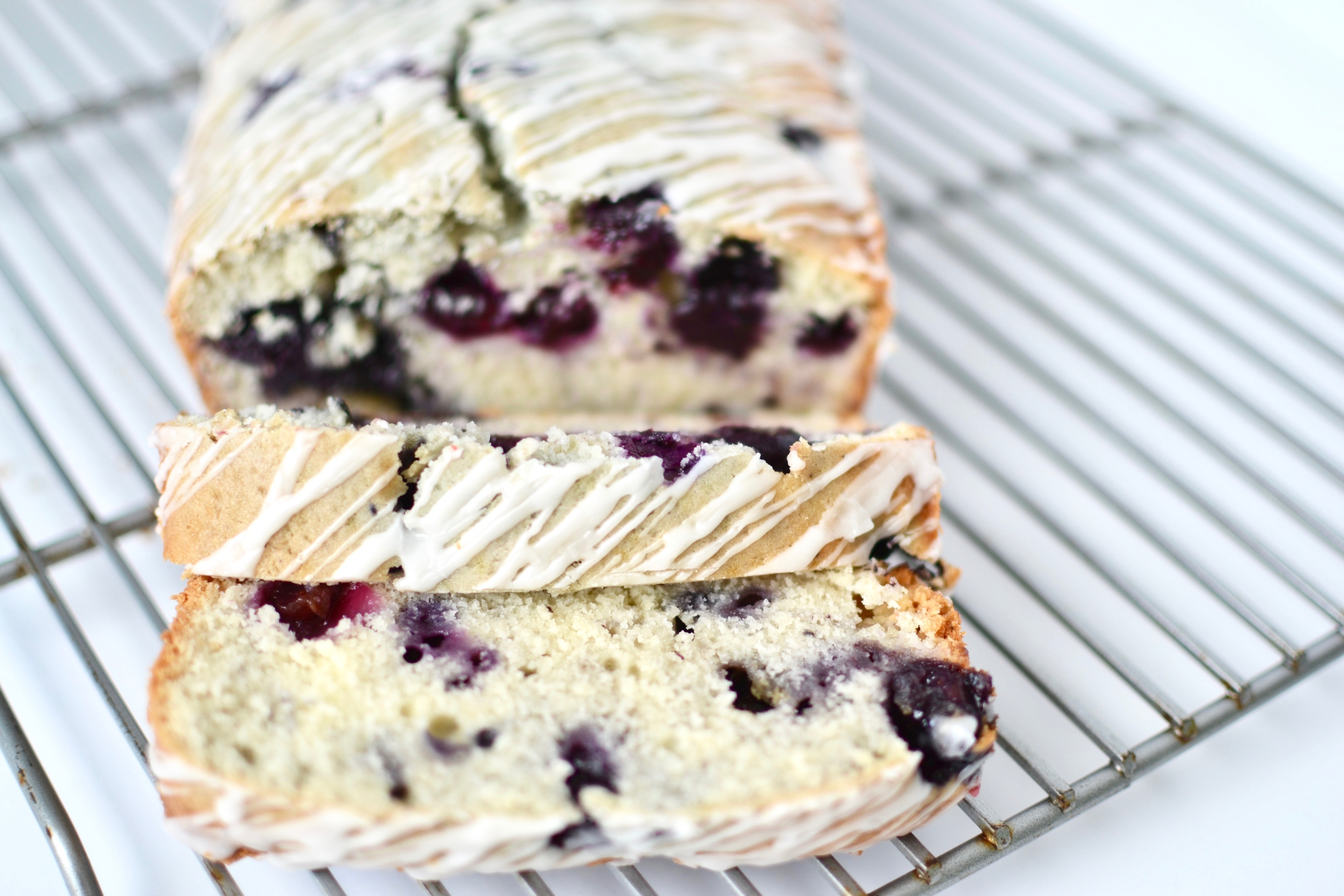 This delicious blueberry bread is super easy to make! Check out thenewlywedchefs.com for the recipe!